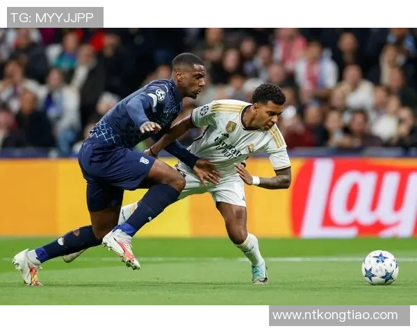 足球明星常用哪些网站获取资讯和互动平台揭秘